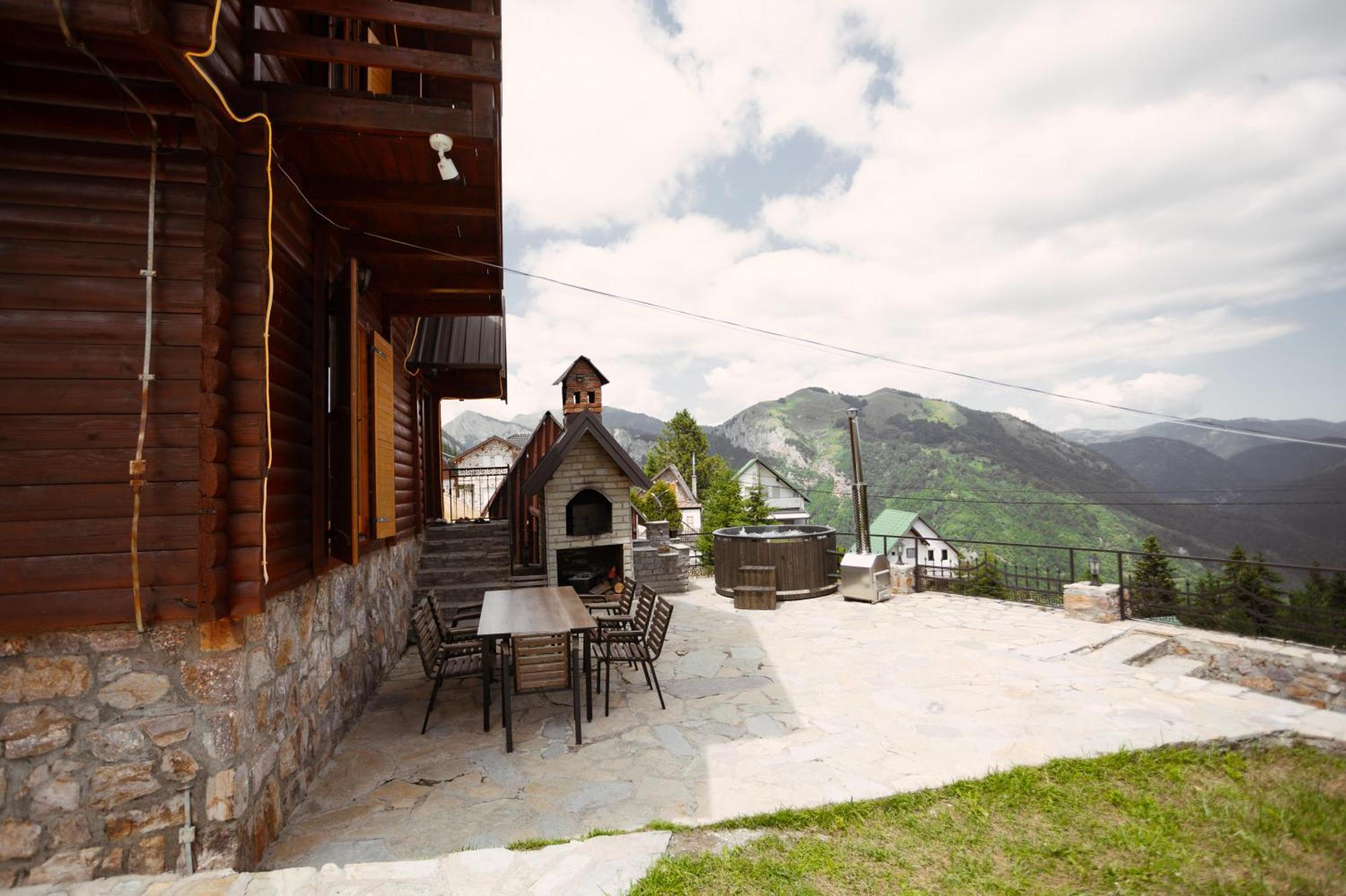 Villa Route Rugove Печ Экстерьер фото